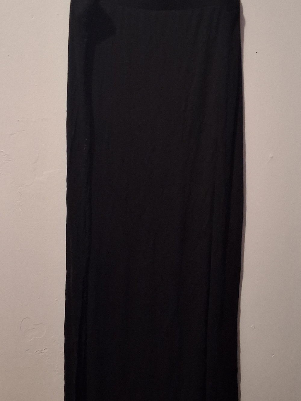 Apt. 9 Black Maxi Skirt - Sleek Stretch Silhouette With Slit - Picture 2 of 5